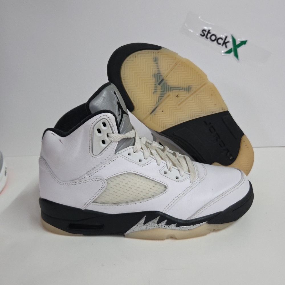 Size 7.5 - Air Jordan 5 Retro “ Reverse Metallic”